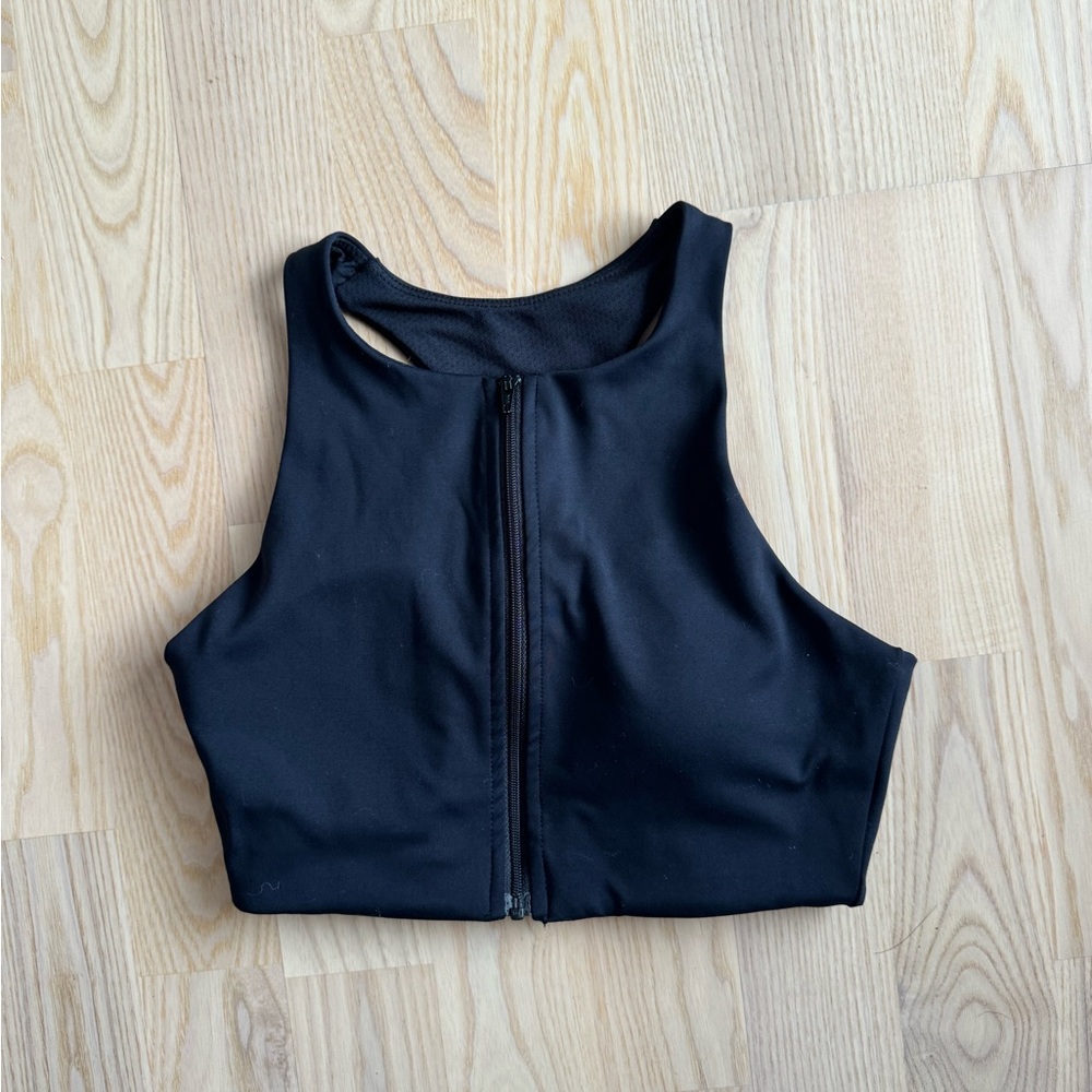 csb zip up sports bra